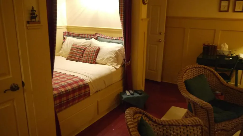 Bed & Breakfast Maryhill Inn
